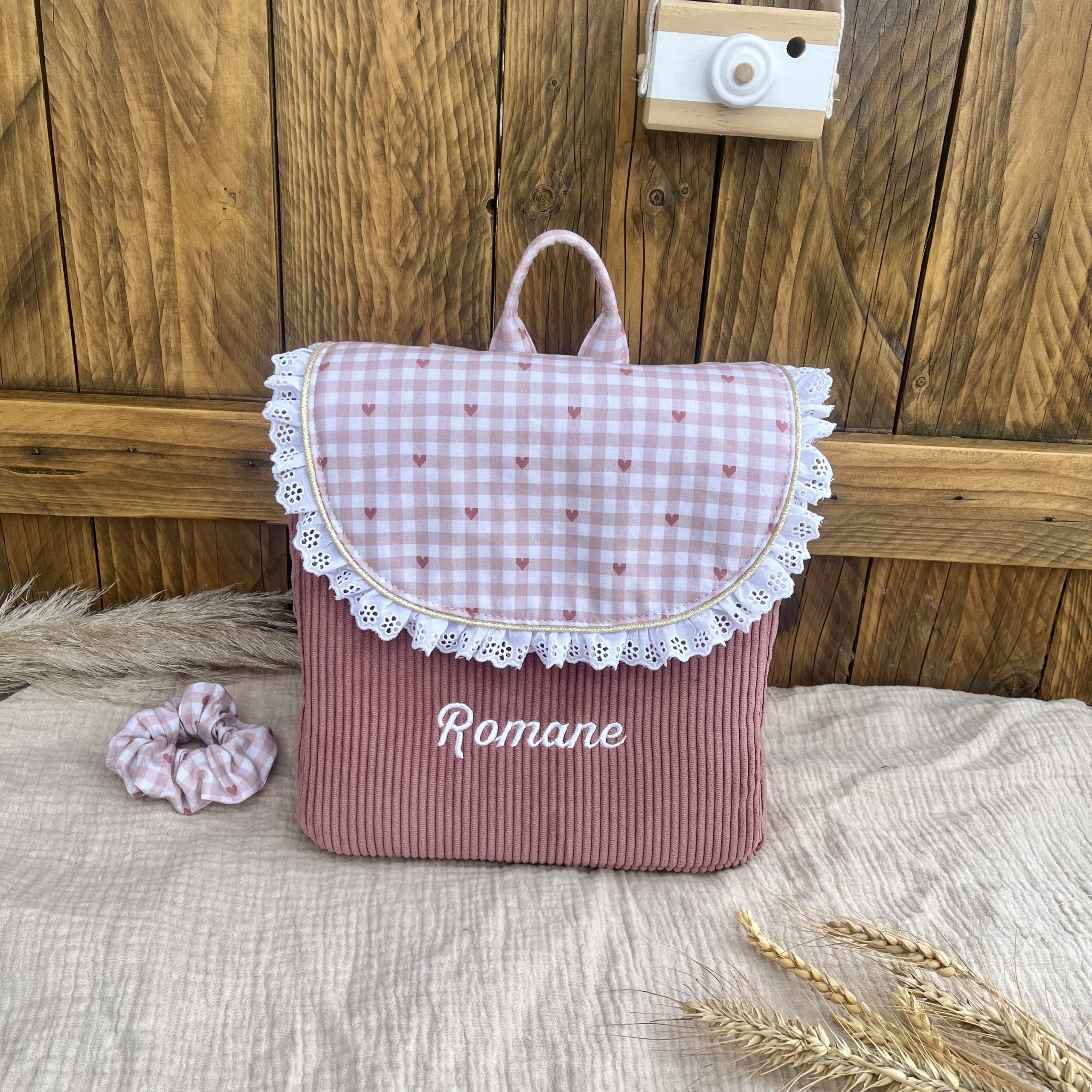 Sac à dos maternelle avec broderie anglaise