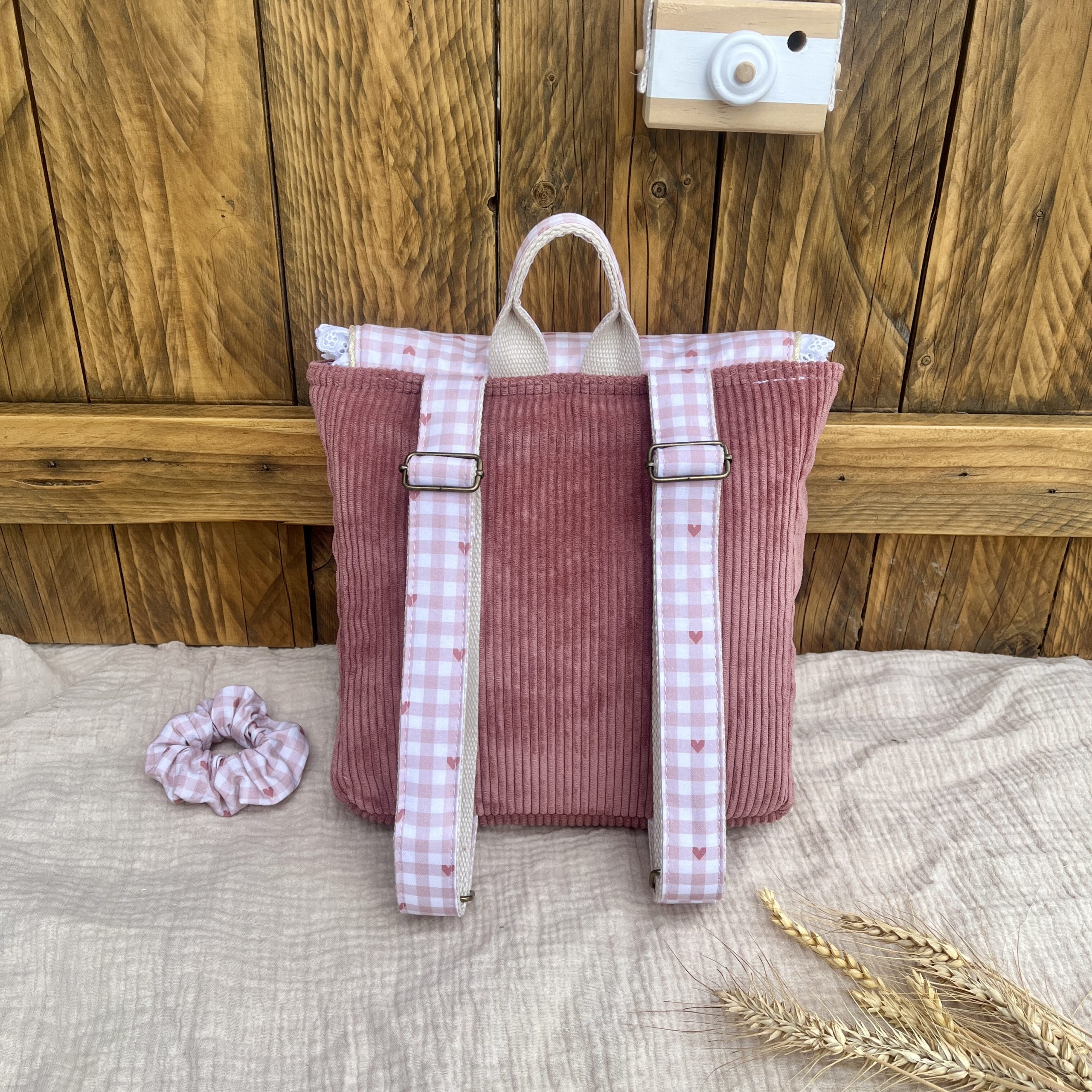 Sac à dos maternelle avec broderie anglaise – Image 2